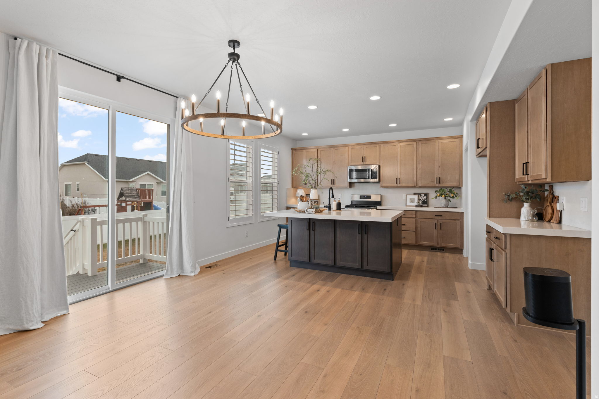 OVERLAND - Residential