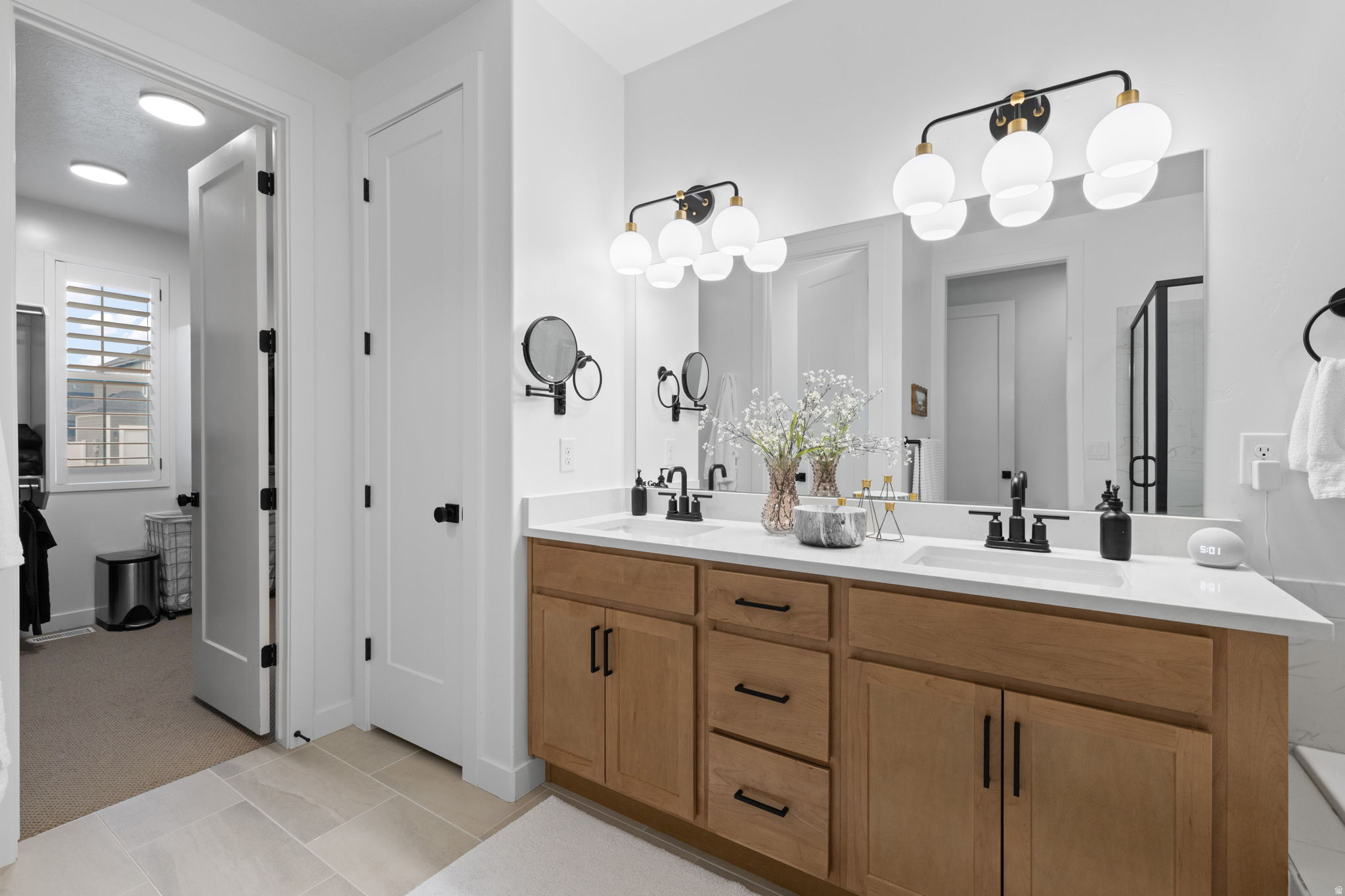 OVERLAND - Residential