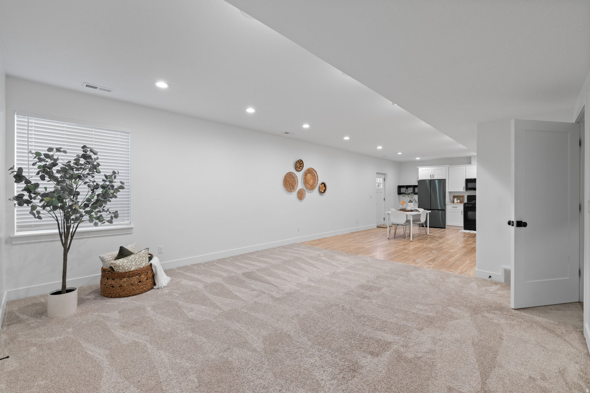 OVERLAND - Residential