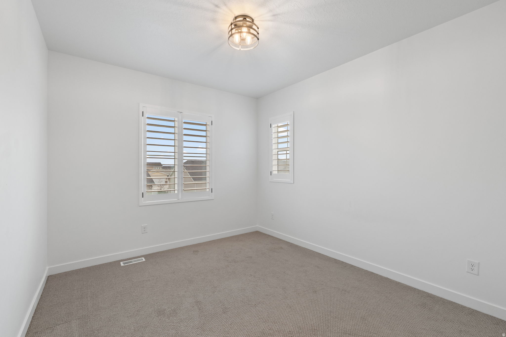 OVERLAND - Residential