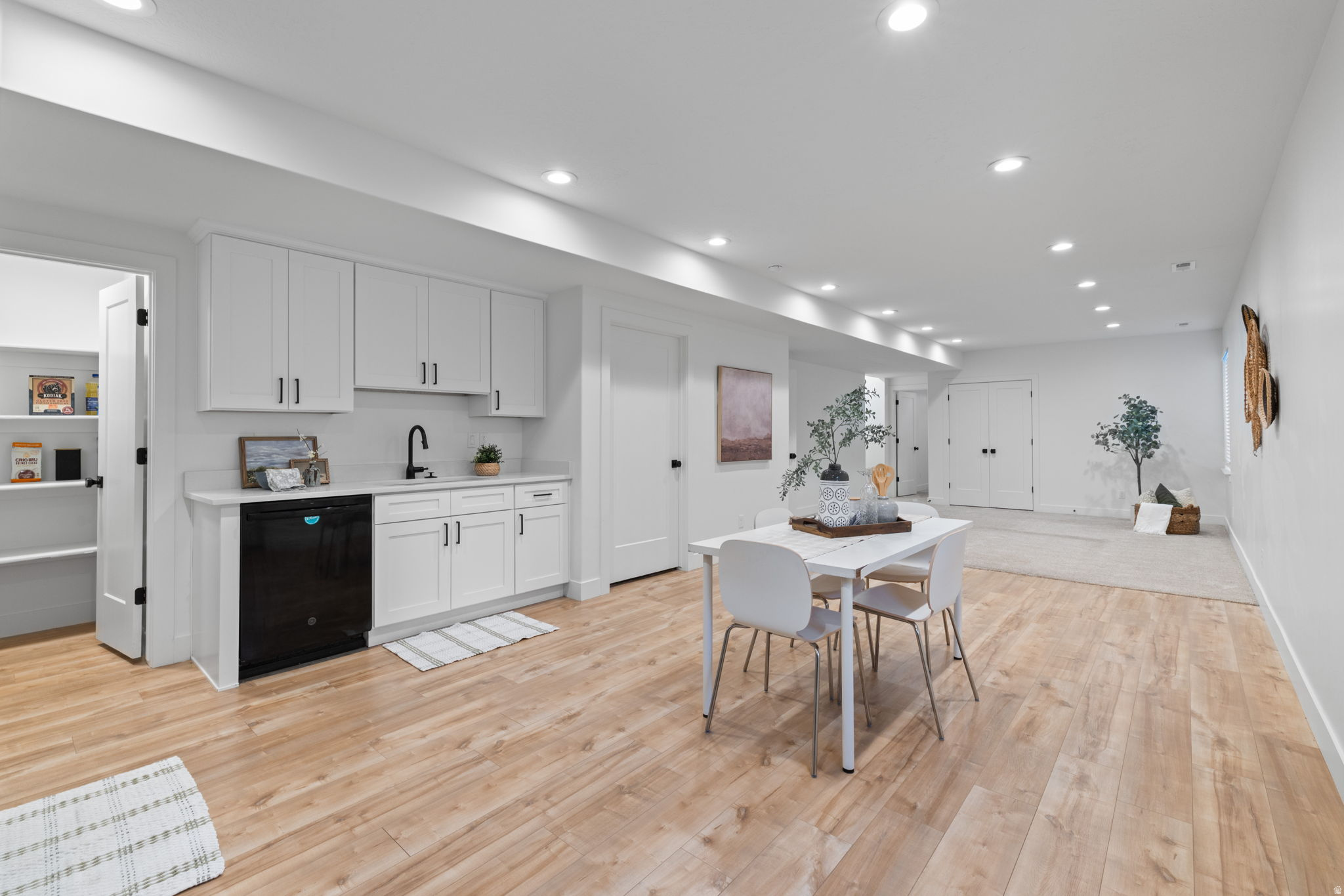 OVERLAND - Residential