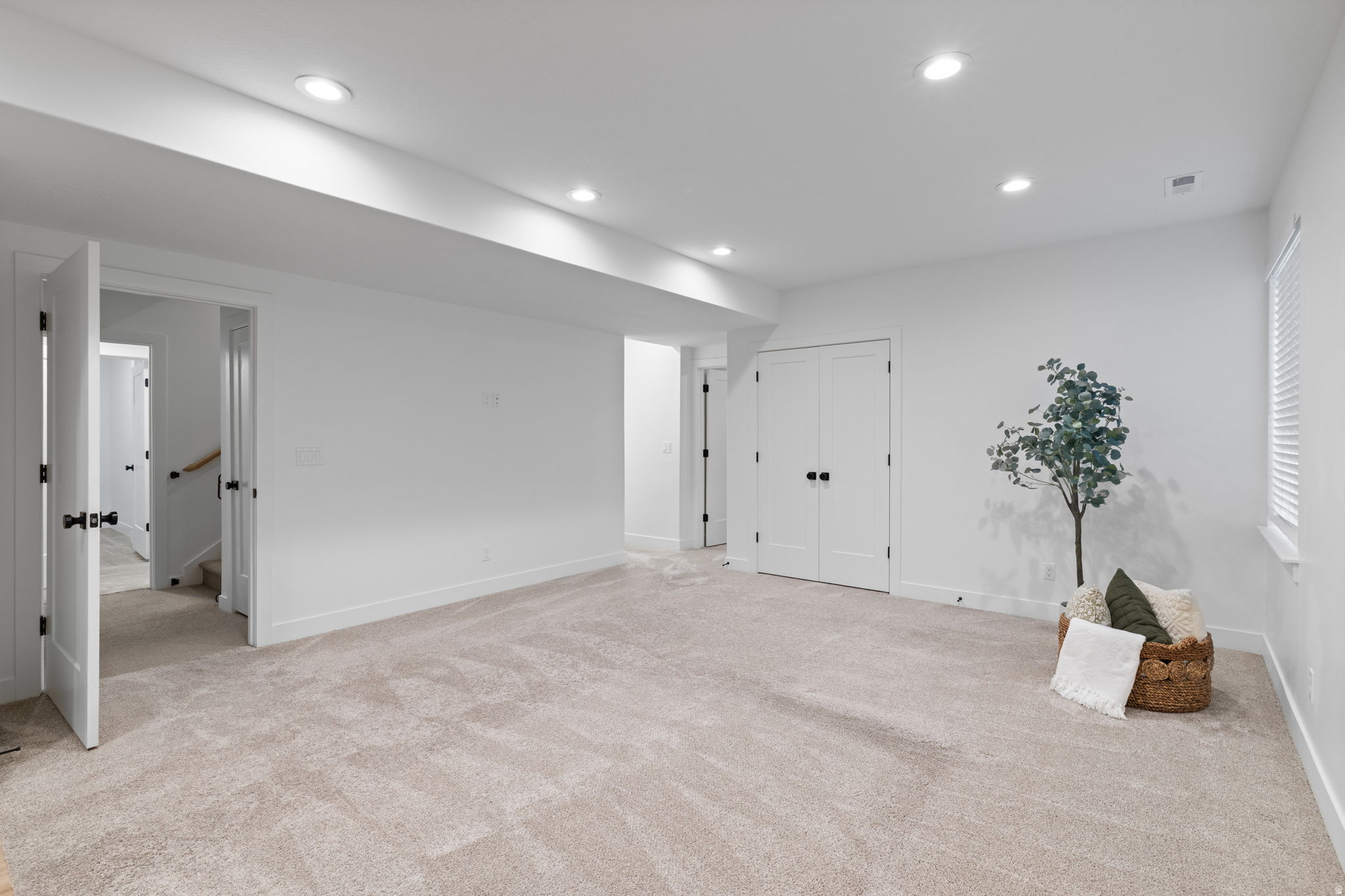 OVERLAND - Residential