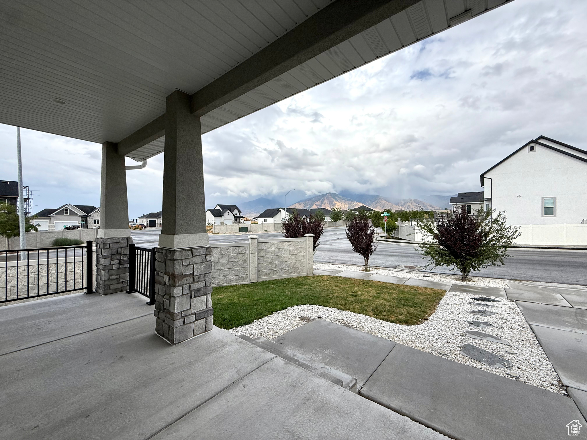 1989 N MANTLE WAY