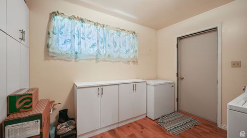 Tiny photo for 530 W MAPLE ST N, Mapleton, UT 84664 (MLS # 2105360)