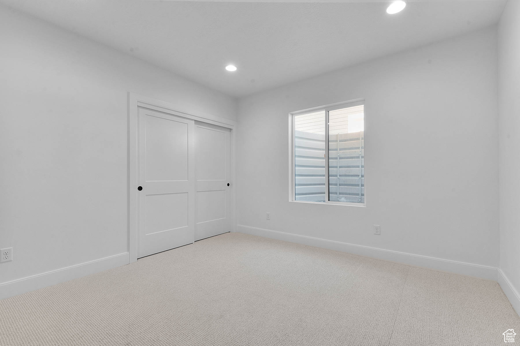 HIDDEN OAKS SIGNATURE 638 - Residential