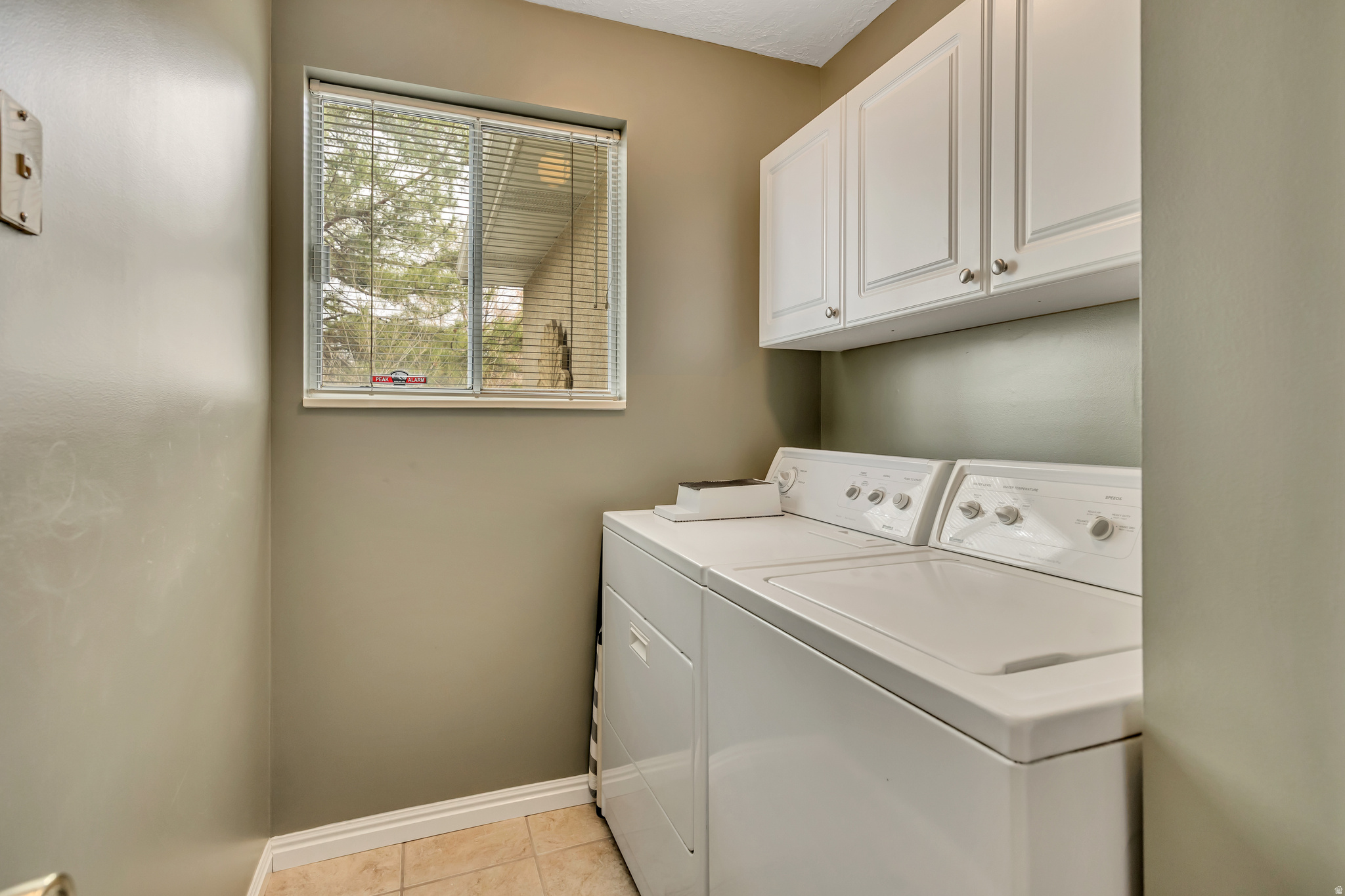 HOMES AT CROSSPOINTE - Residential