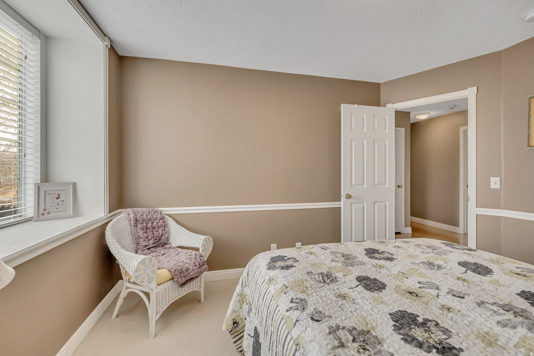 HOMES AT CROSSPOINTE - Residential