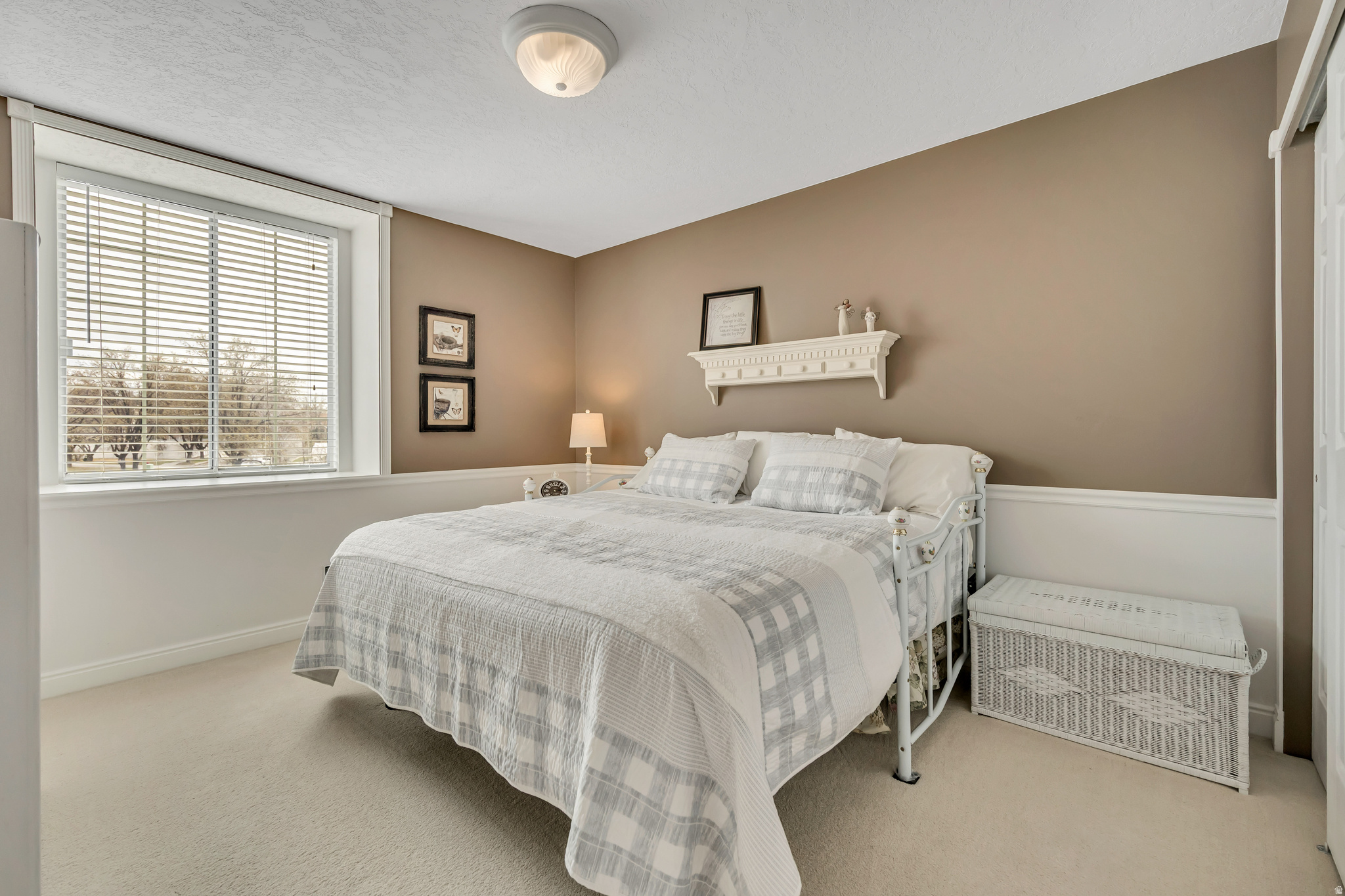 HOMES AT CROSSPOINTE - Residential