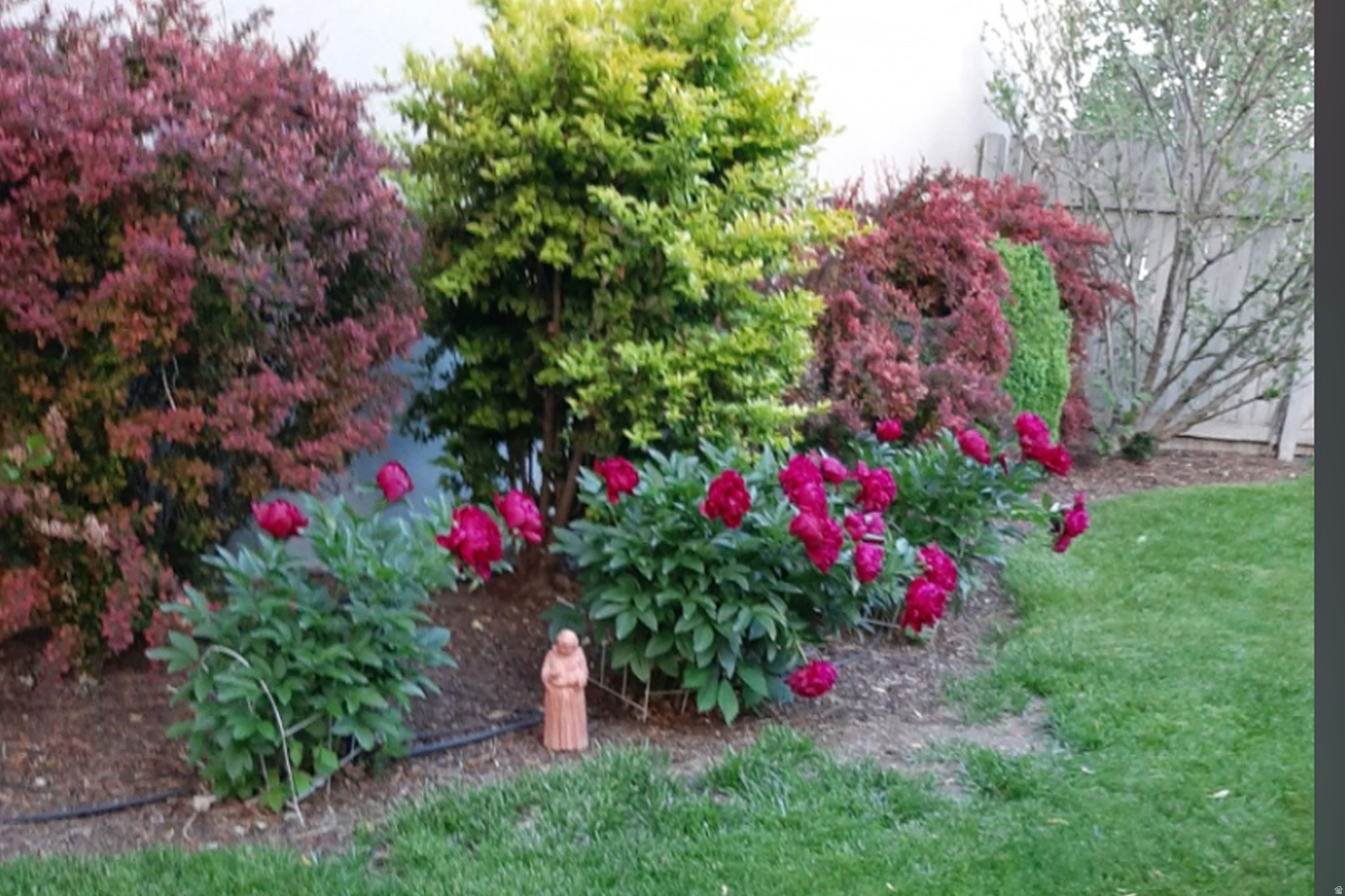 HOMES AT CROSSPOINTE - Residential