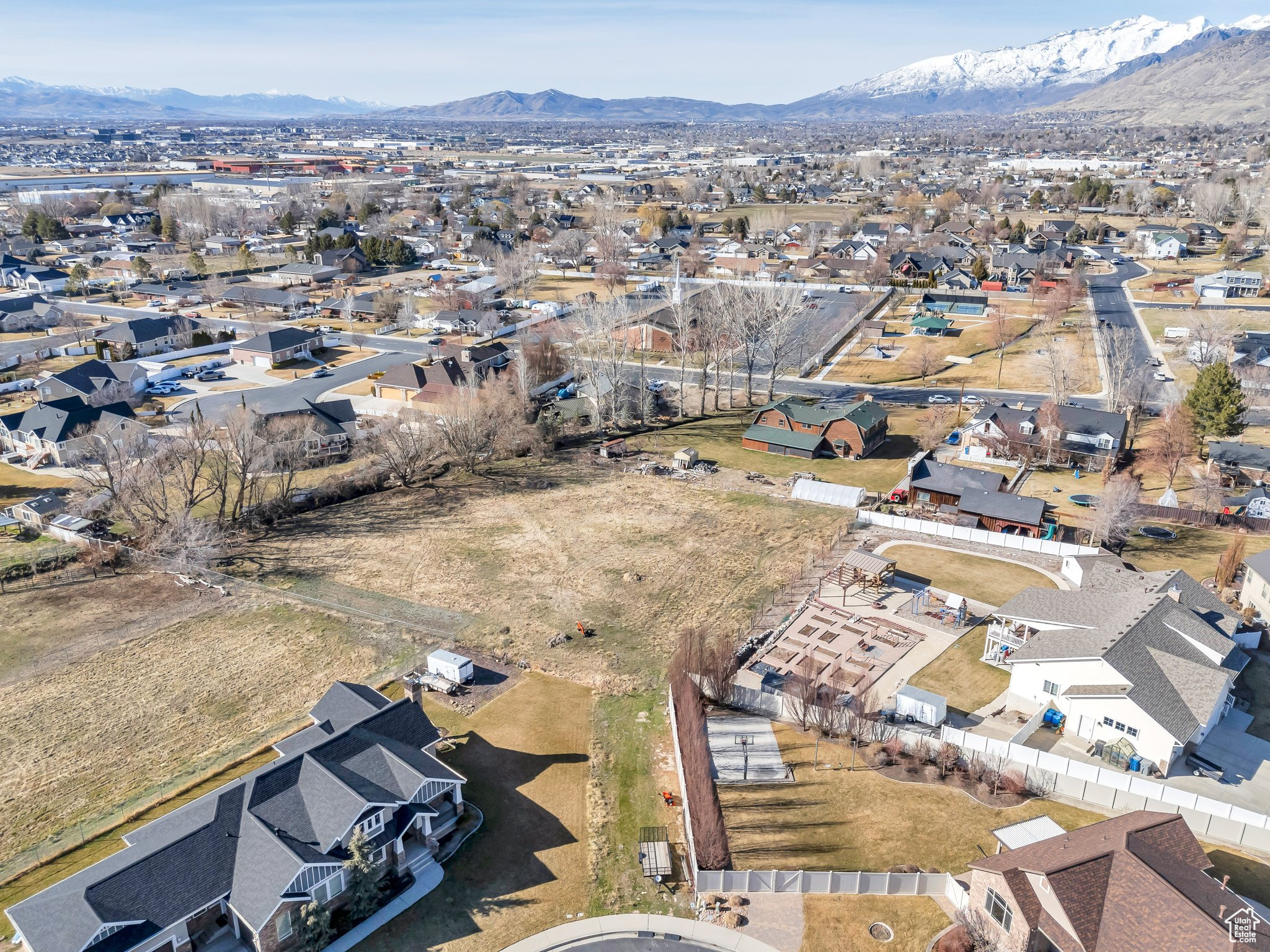 LINDON MEADOWS - Land