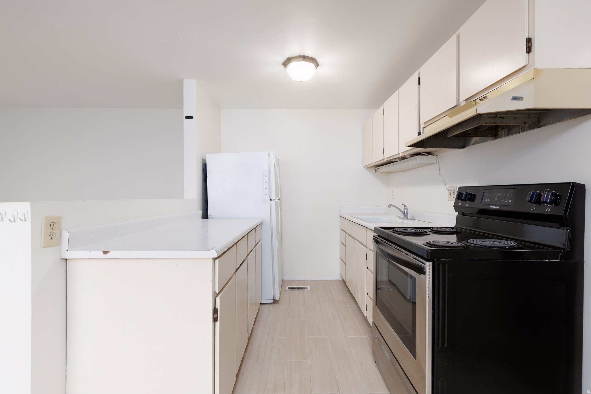 HEATHER RIDGE CONDM - Residential