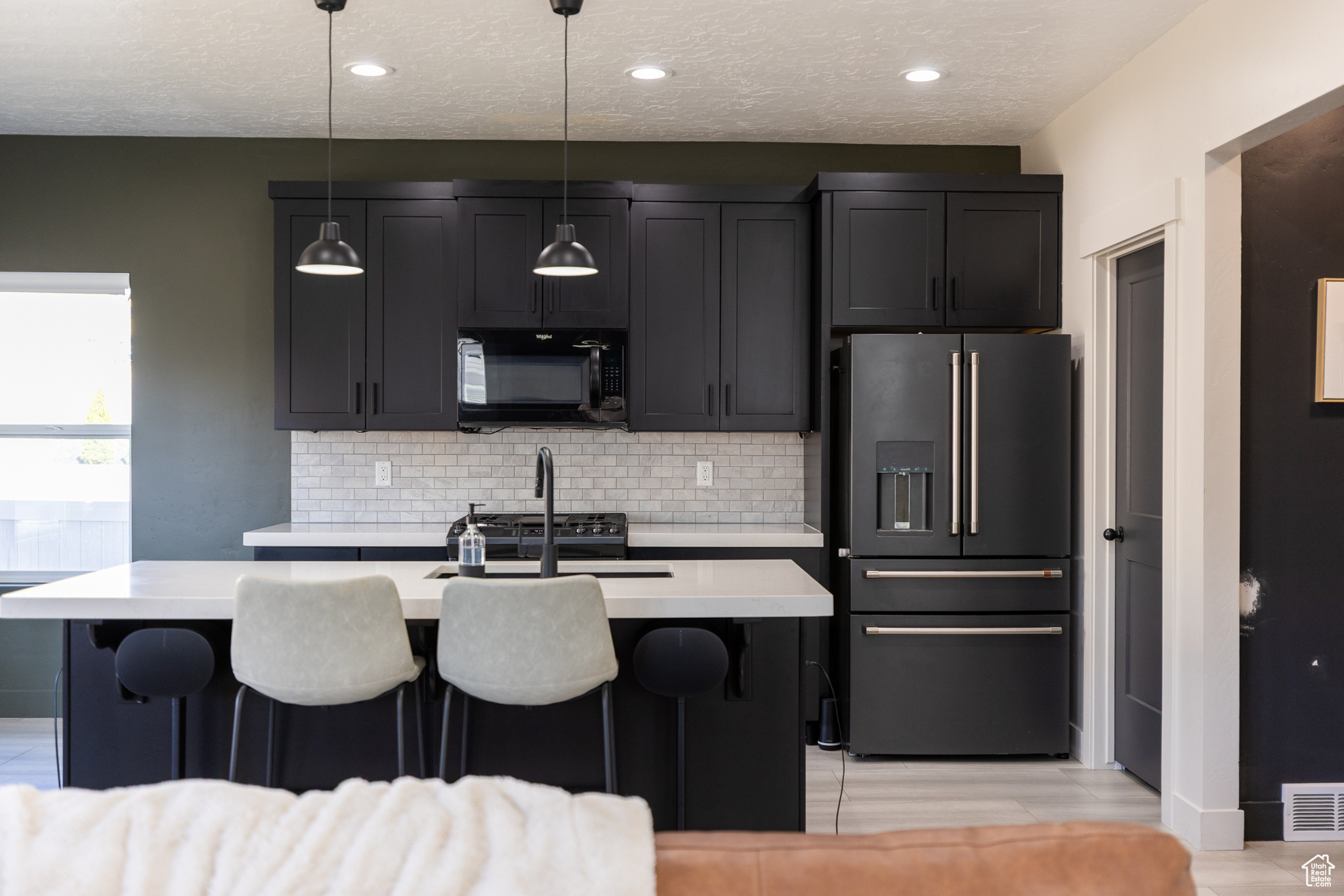 NORTHRIDGE - Residential