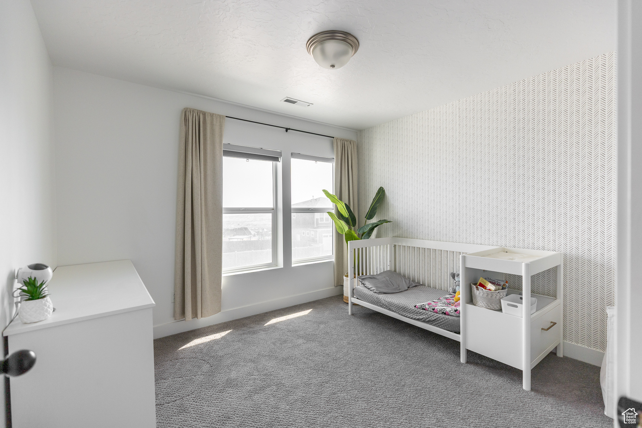 NORTHRIDGE - Residential