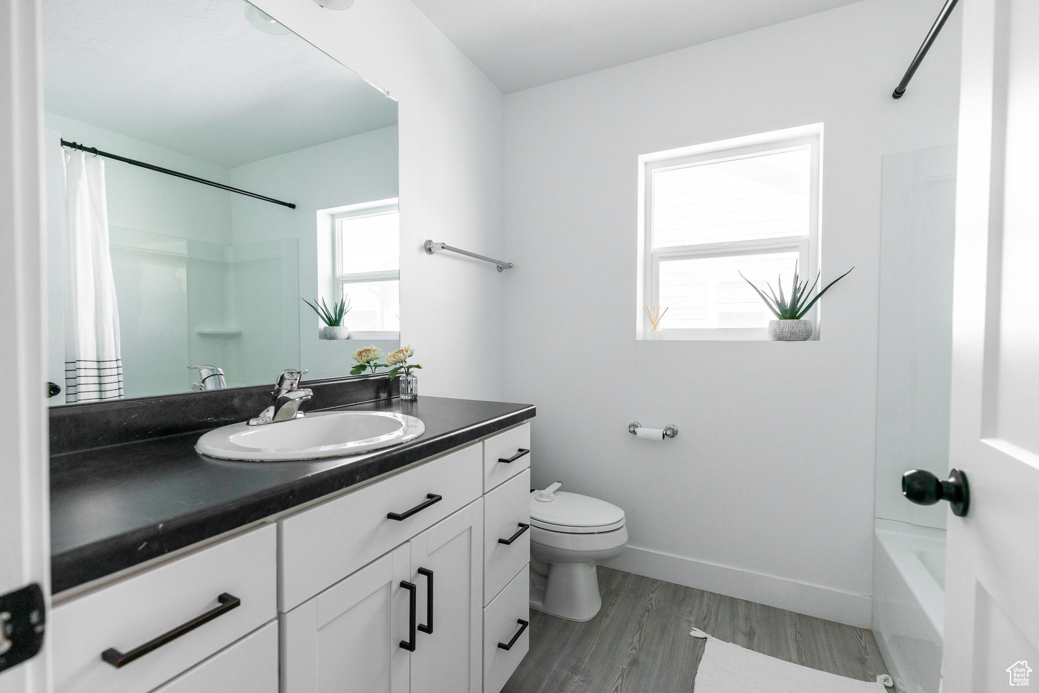 NORTHRIDGE - Residential