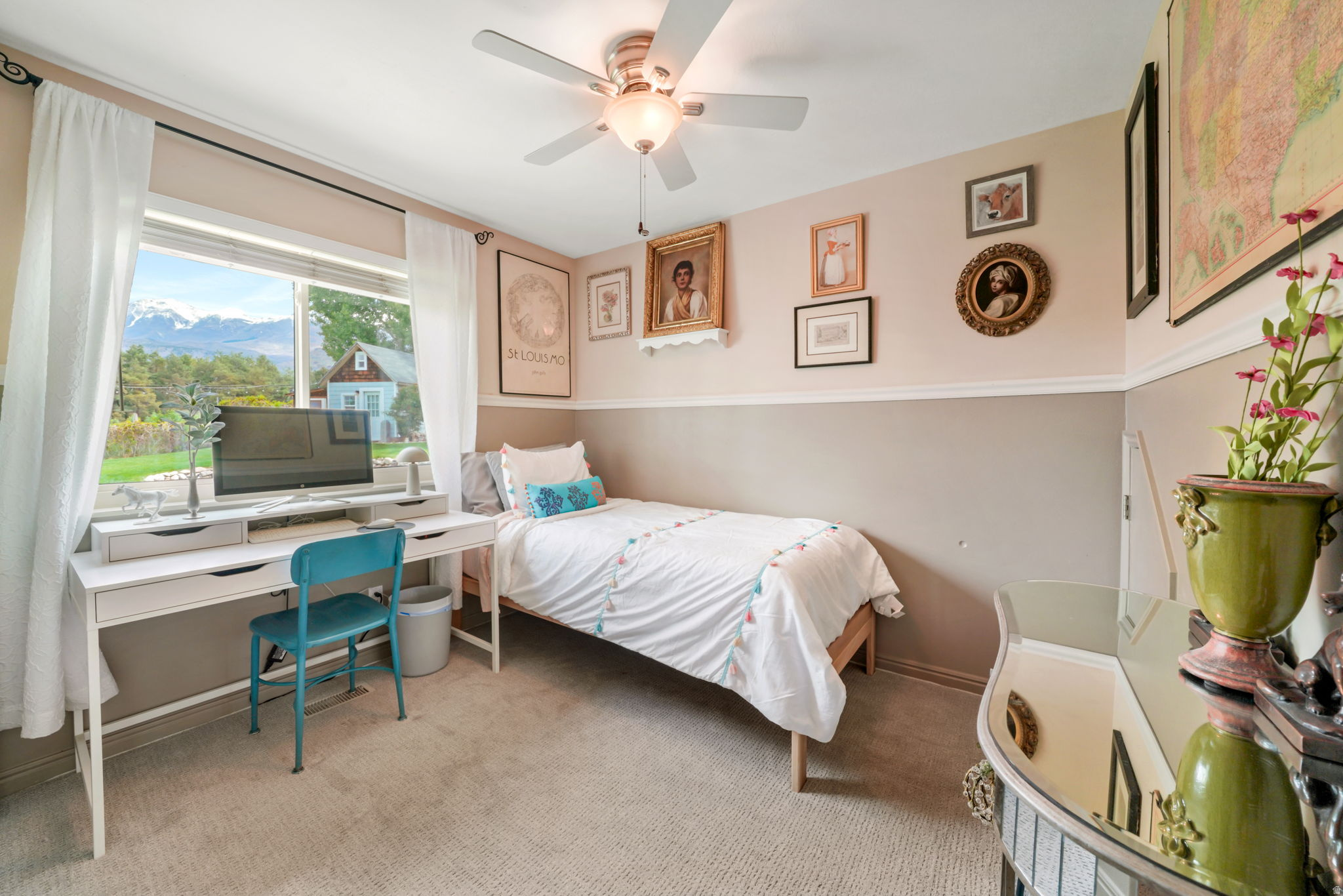 STRAWBERRY ESTATES - Residential