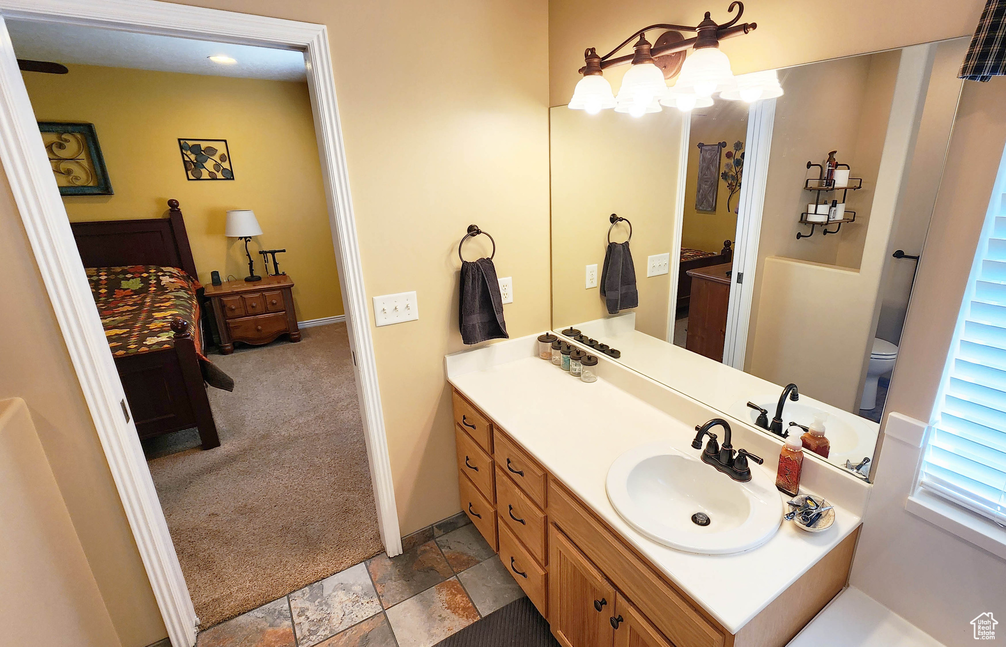 6723 W Hunter Farm Cir, West Valley City, Utah image 47