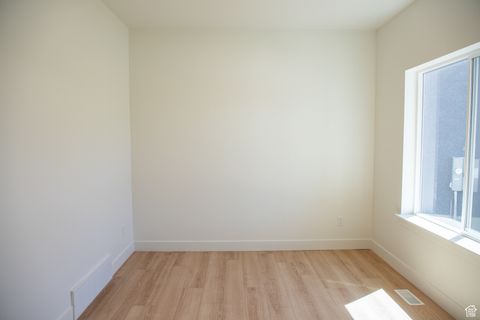 Tiny photo for 439 E 720 N LOT #10 N, Salem, UT 84653 (MLS # 2098815)