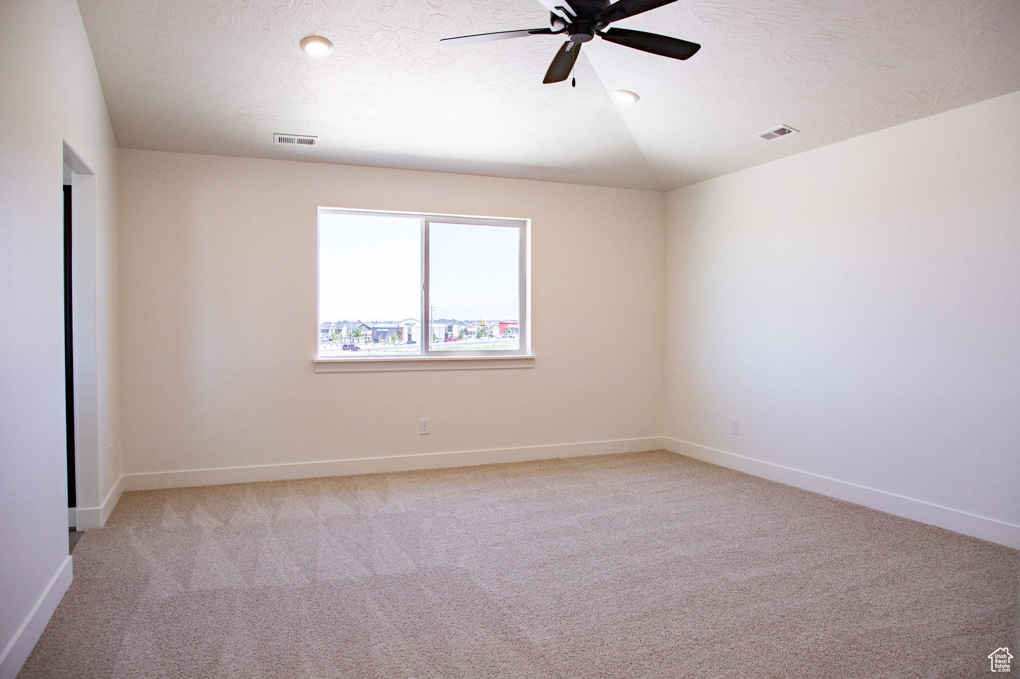 SALEM FIELDS - Residential