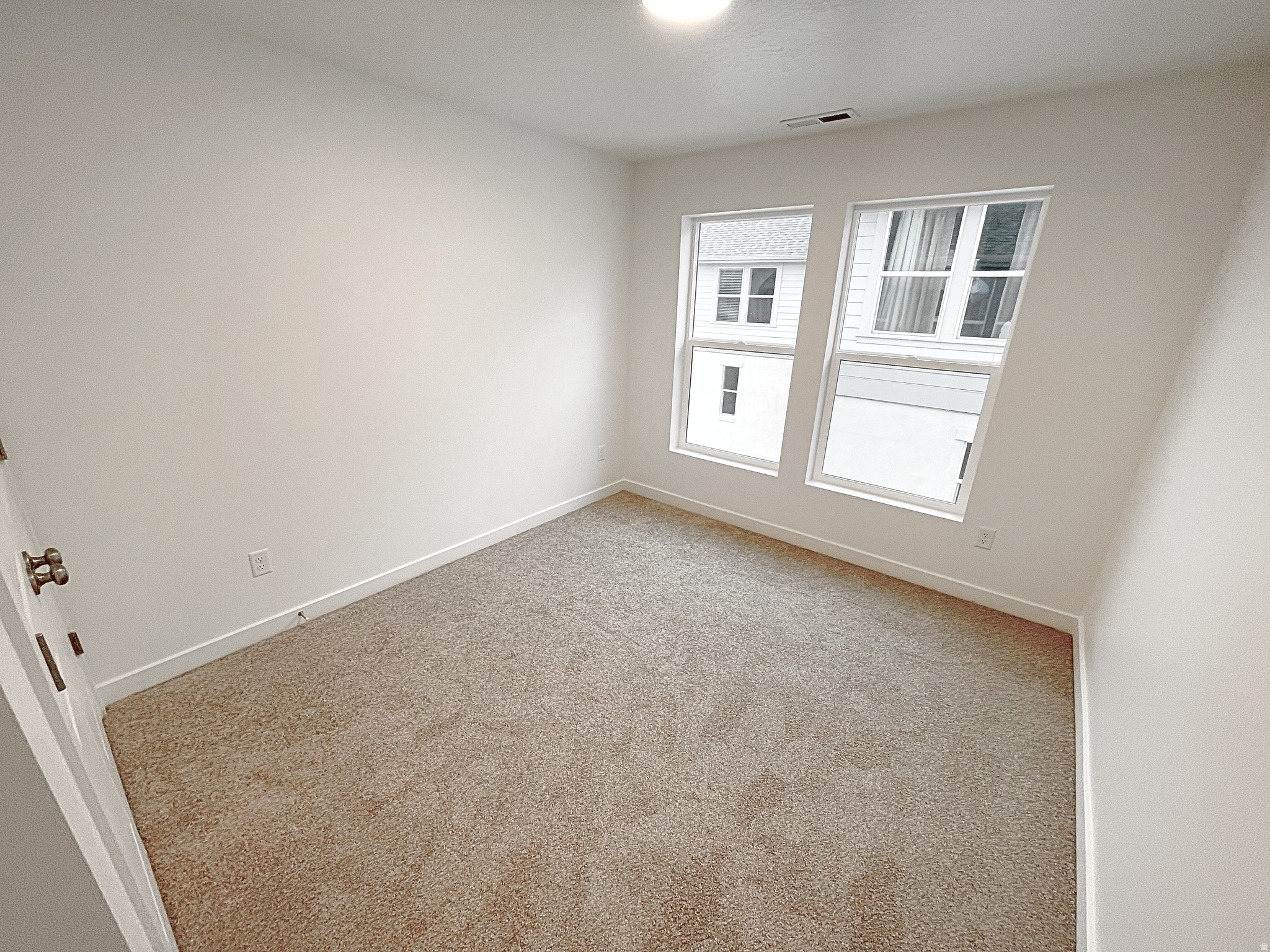 BEACON POINTE - Residential