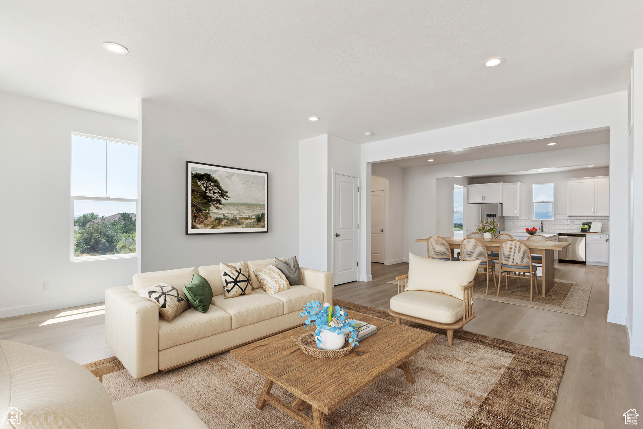 BEACON POINTE - Residential