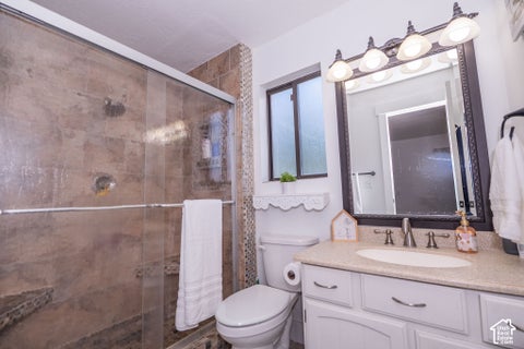 Tiny photo for 552 E 3300 N, North Ogden, UT 84414 (MLS # 2189421)