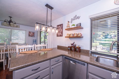 Tiny photo for 552 E 3300 N, North Ogden, UT 84414 (MLS # 2189421)