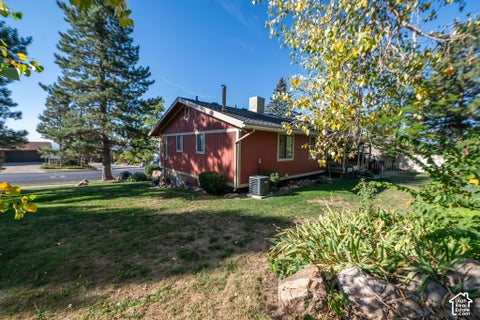 Tiny photo for 552 E 3300 N, North Ogden, UT 84414 (MLS # 2189421)