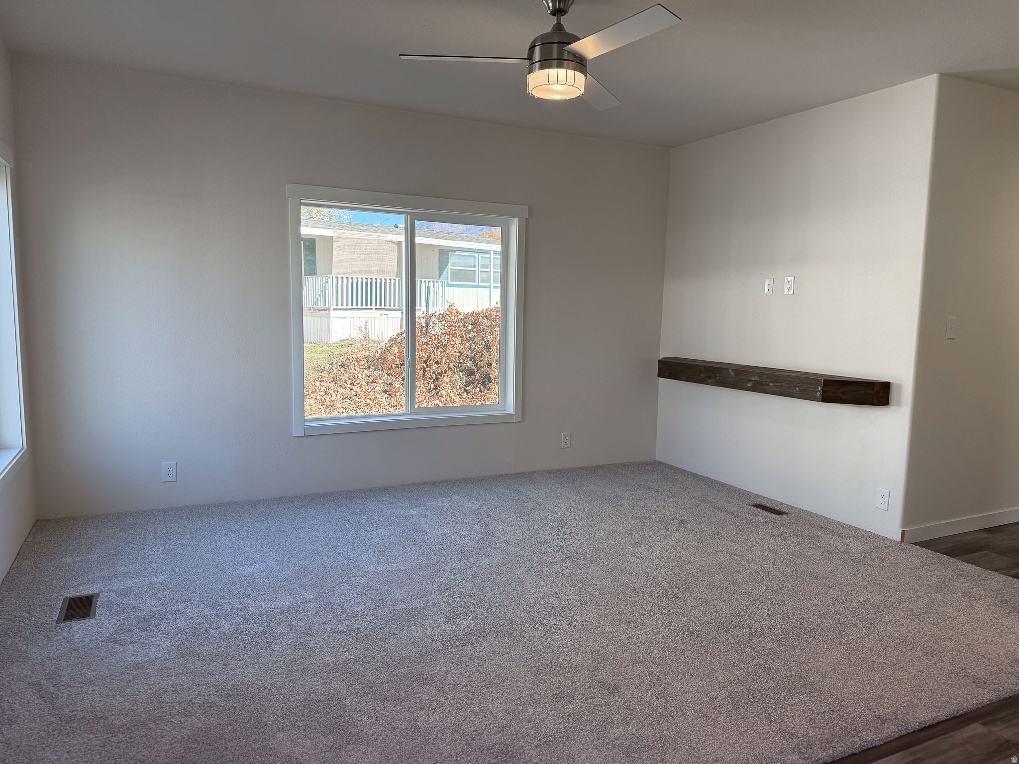 ROLLING HILLS ESTATES - Residential