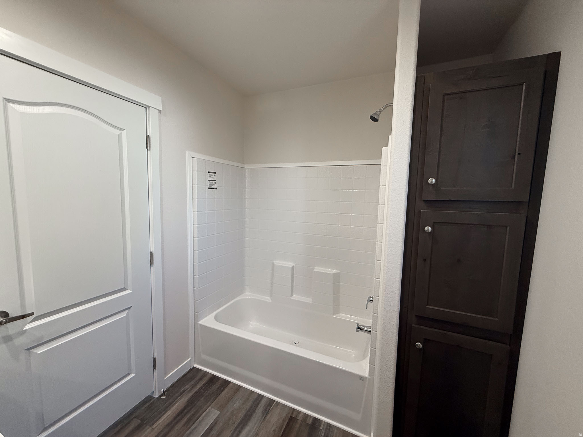 ROLLING HILLS ESTATES - Residential