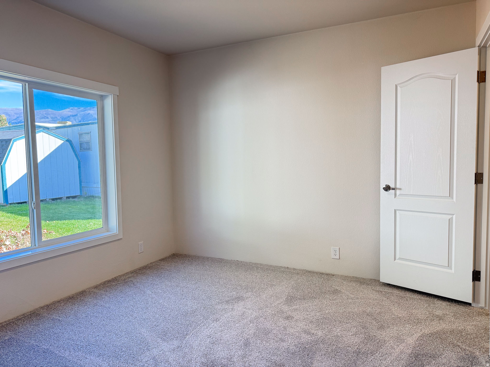 ROLLING HILLS ESTATES - Residential