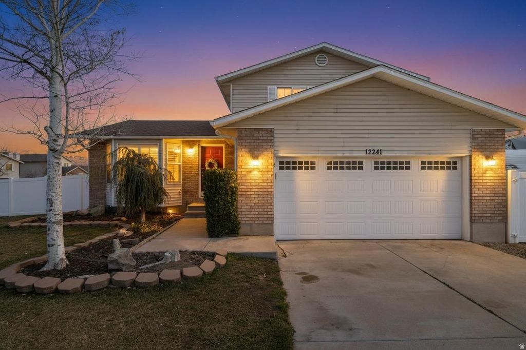 Photo of 12241 S PAULSON CIR W, Riverton, UT 84065 (MLS # 2142122)