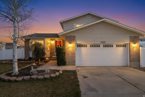Tiny photo for 12241 S PAULSON CIR W, Riverton, UT 84065 (MLS # 2142122)