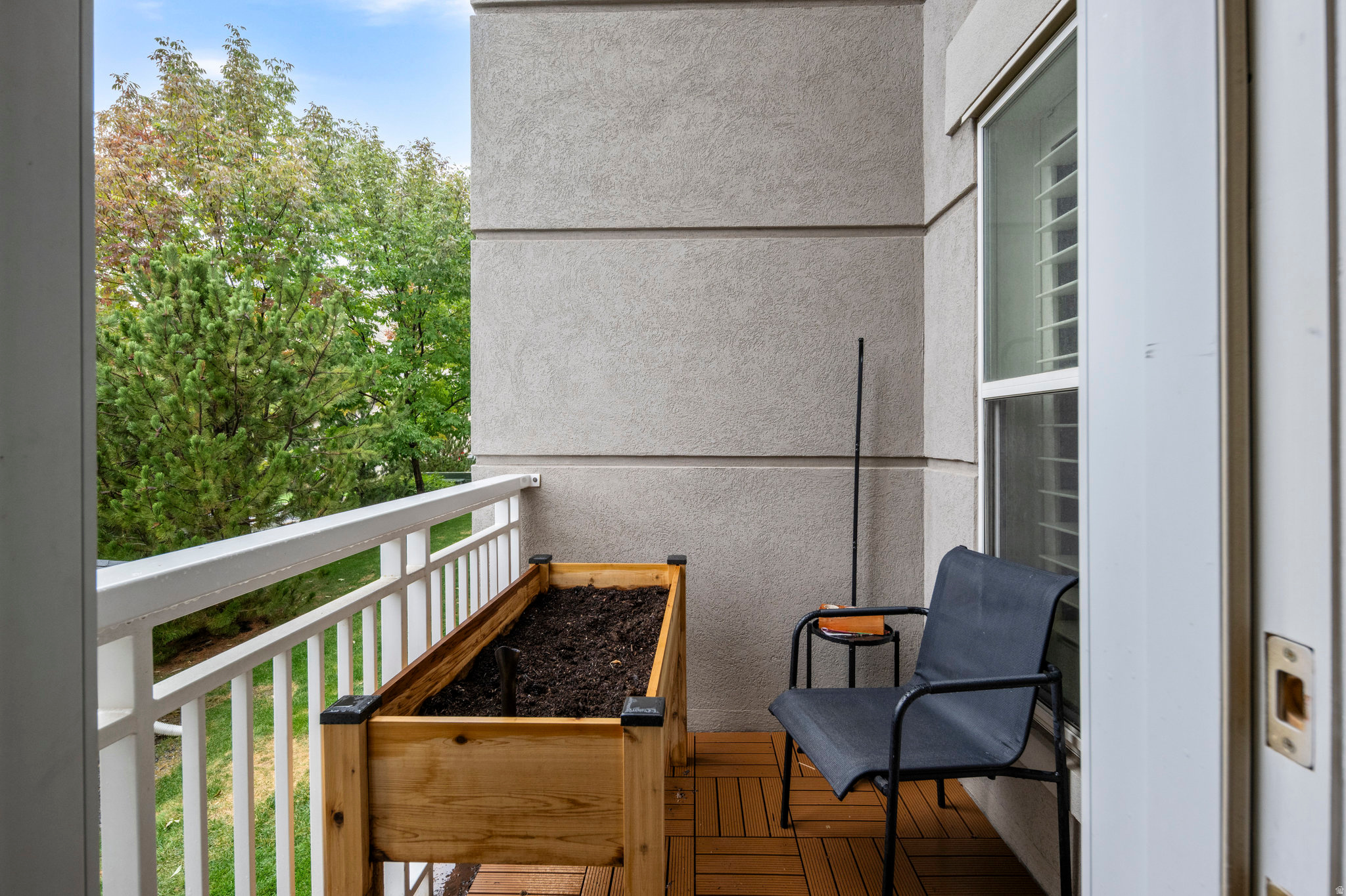 PRESIDENTIAL CLUB - Residential