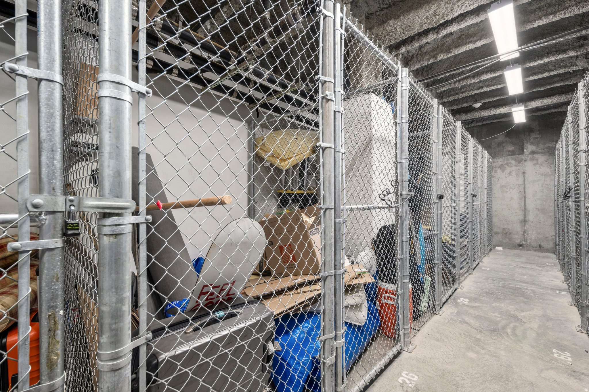 PRESIDENTIAL CLUB - Residential