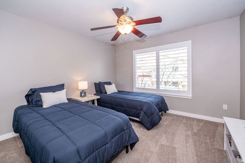 Tiny photo for 936 W SPRING CREEK LN, Farmington, UT 84025 (MLS # 2143625)