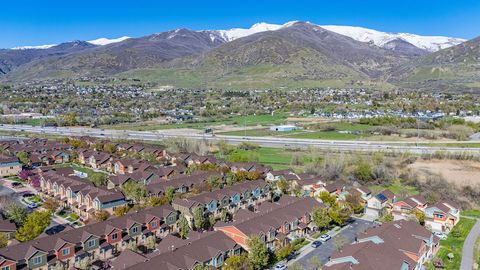 Tiny photo for 936 W SPRING CREEK LN, Farmington, UT 84025 (MLS # 2143625)