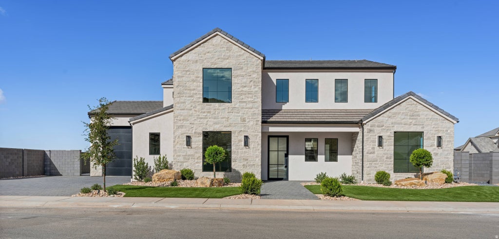 Photo of 4714 S 380 E, Washington, UT 84780 (MLS # 2186226)