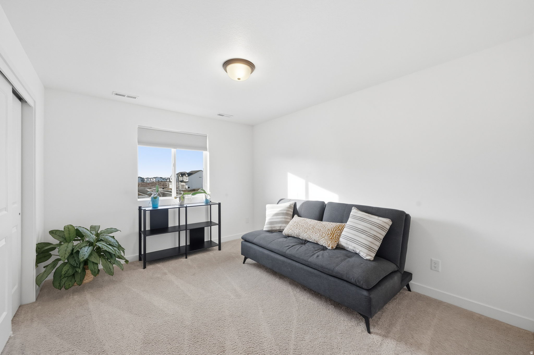 SHORELINE CREEKSIDE - Residential