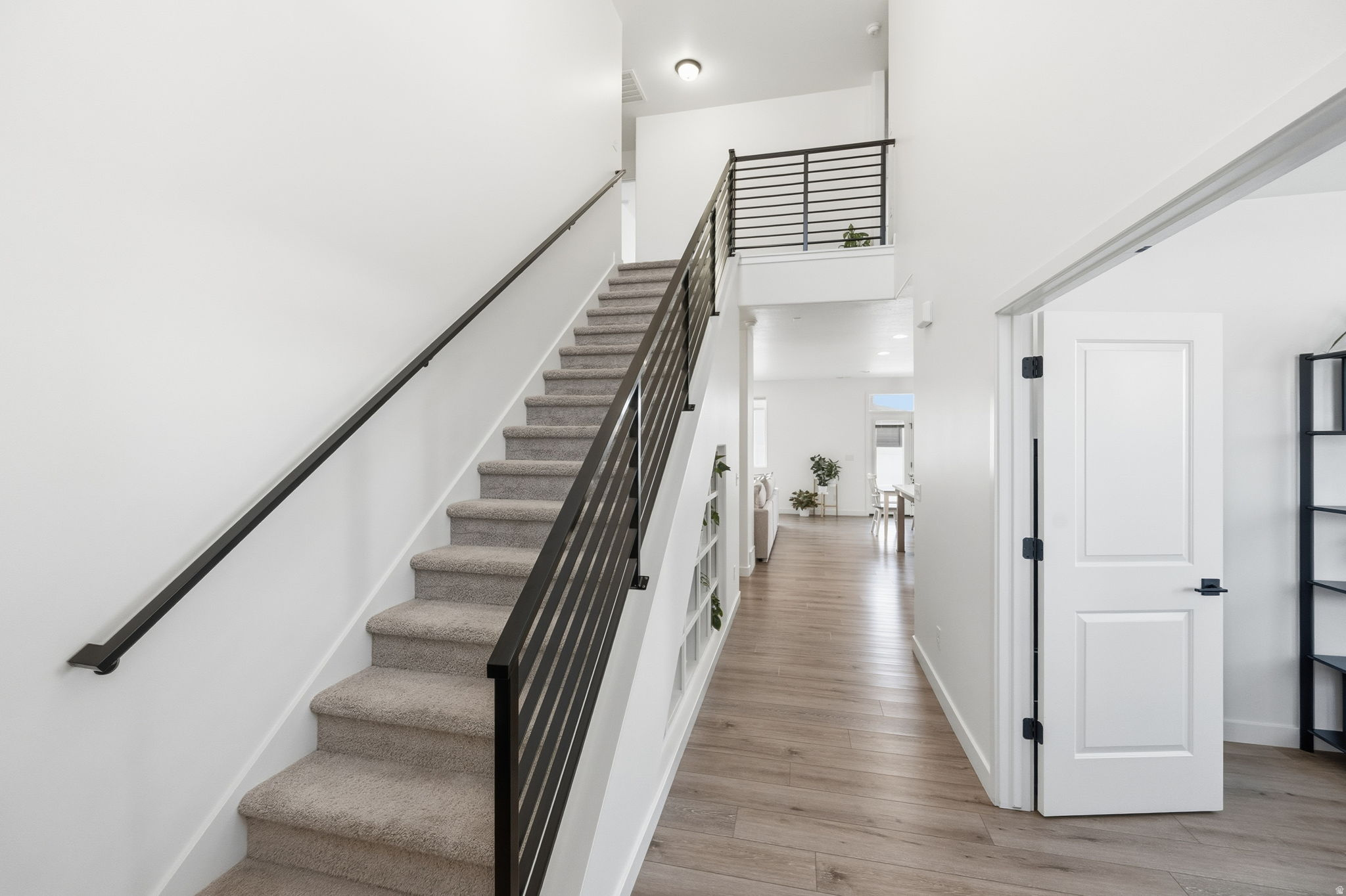 SHORELINE CREEKSIDE - Residential