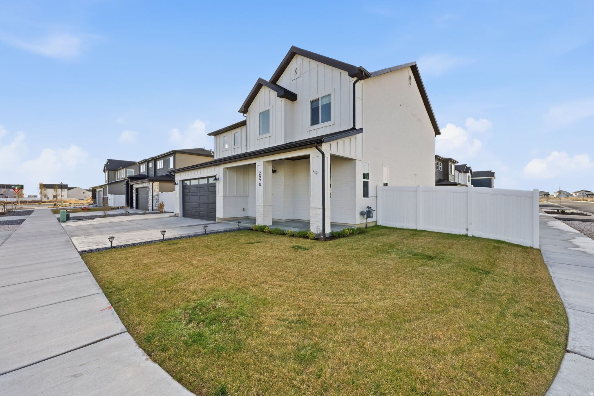 SHORELINE CREEKSIDE - Residential