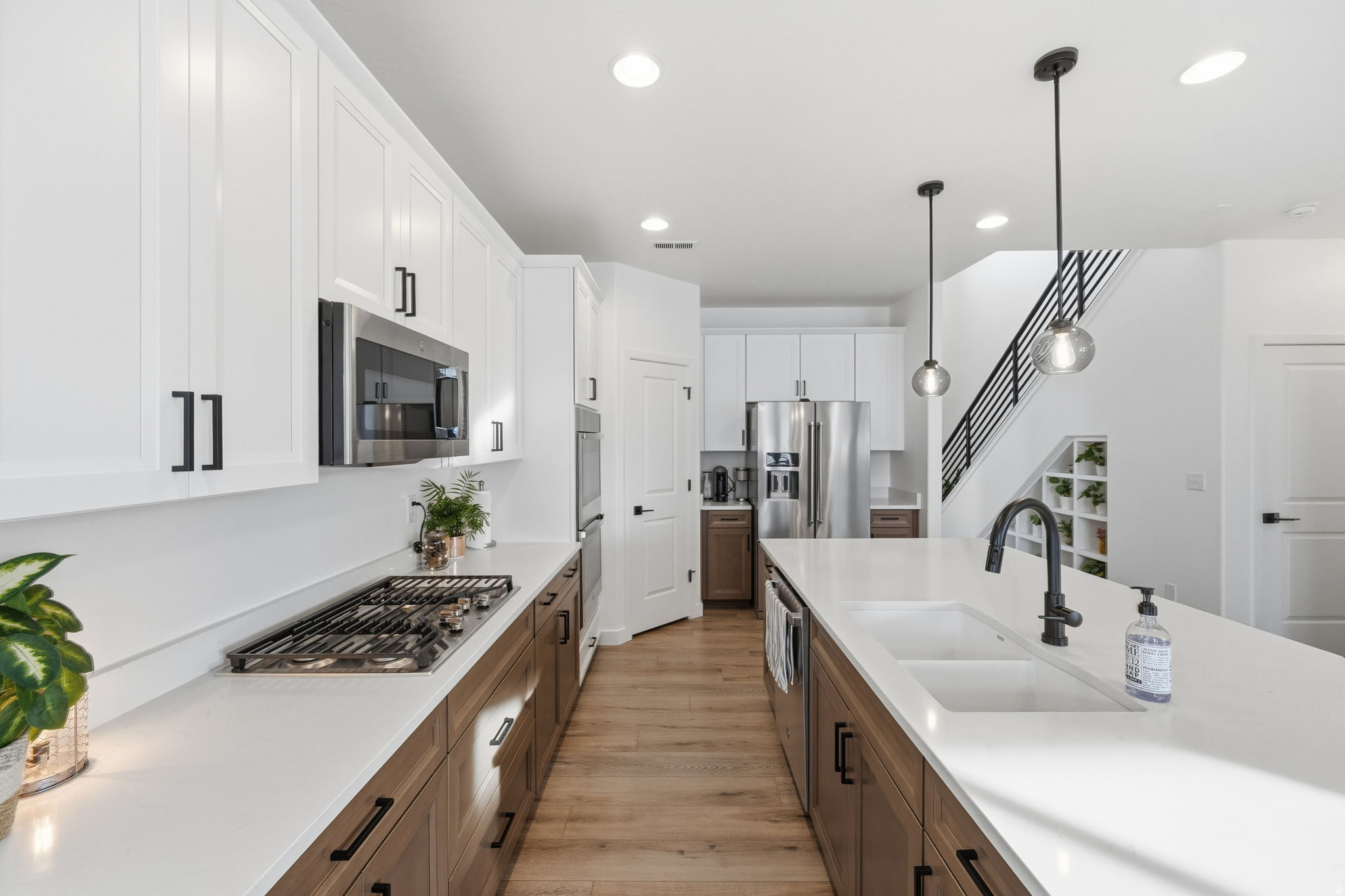 SHORELINE CREEKSIDE - Residential