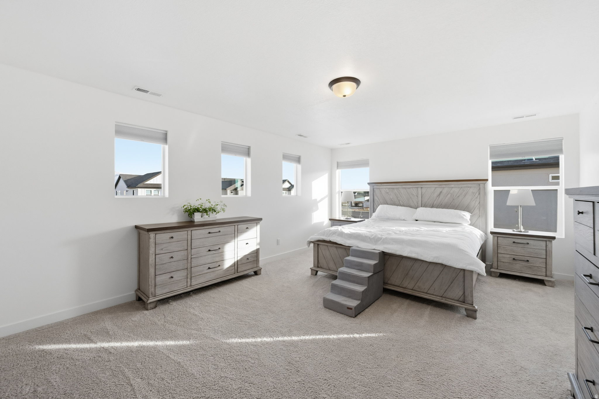 SHORELINE CREEKSIDE - Residential