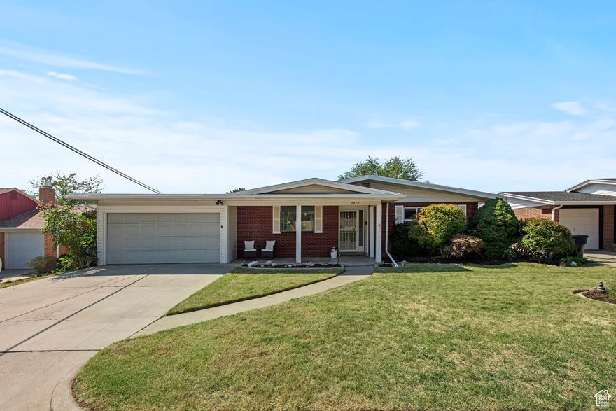 Whether seeking flexible living space, or a prime Holladay location with room to grow, this property has it all. Thoughtful updates pair perfectly with the home's warm and functional design with granite countertops, Nest thermostat, 2025 roof, hardwood, and newer carpet throughout. Versatile layout including a second kitchen and laundry hookups with potential for a separate downstairs unit for multi-generational living or rental opportunities. Out back enjoy a large balcony with views while maintaining privacy, a large yard with sprinkler system, ready-to-plant garden, and pad ready for a large shed. Buyer to verify measurements.
