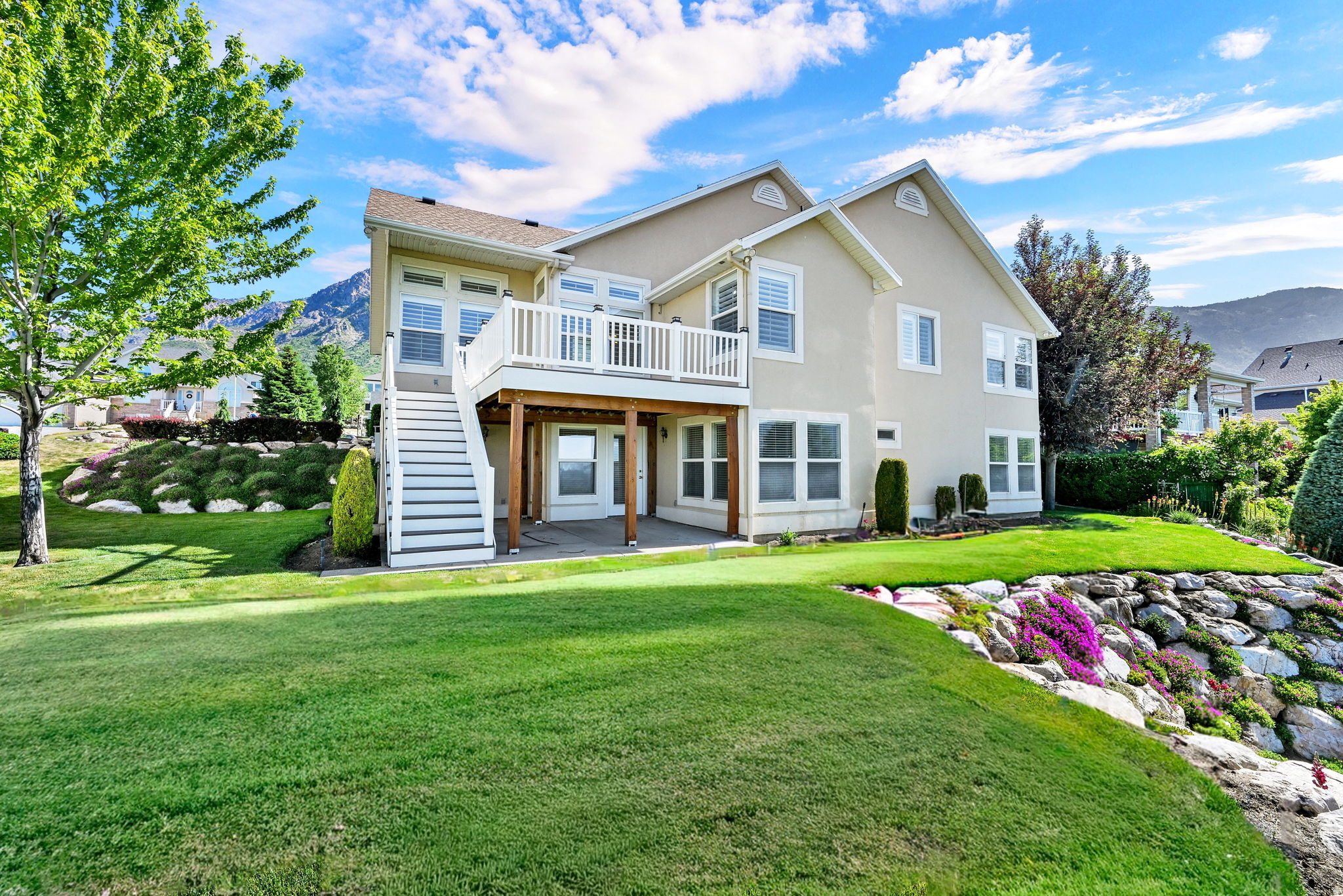 PEBBLE BEACH - Residential