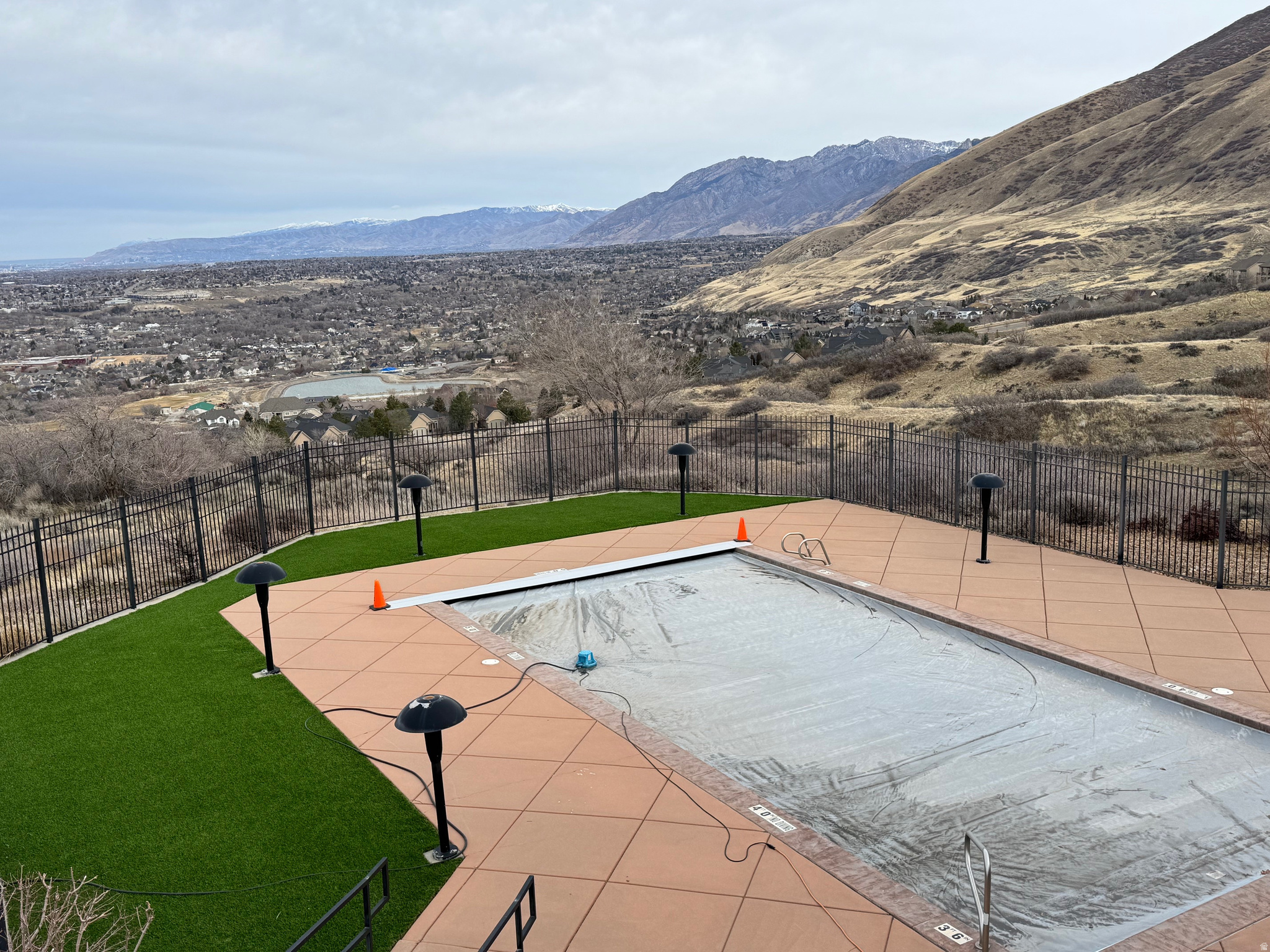 VILLAGE ON THE GREEN - Residential