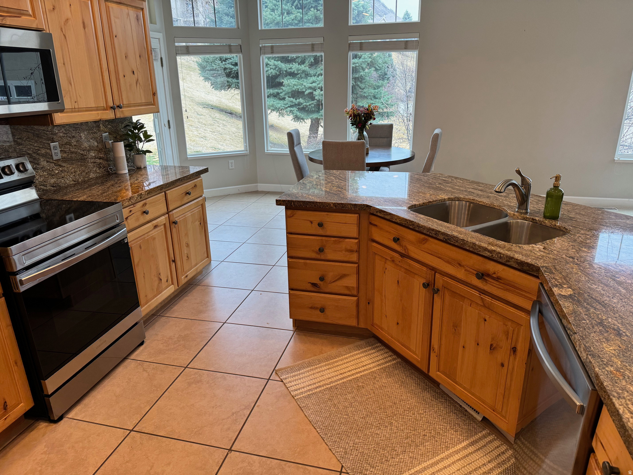 VILLAGE ON THE GREEN - Residential