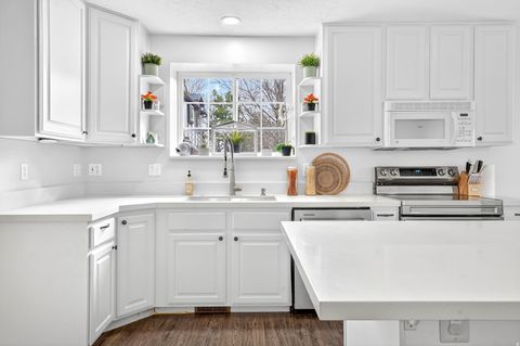 Tiny photo for 1890 W ROCK HOLLOW RD, Bluffdale, UT 84065 (MLS # 2122439)