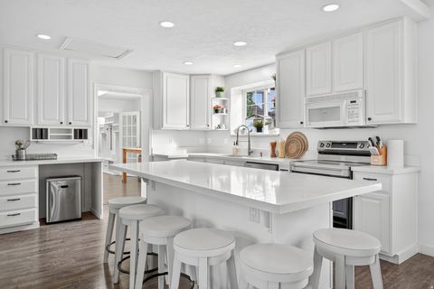 Tiny photo for 1890 W ROCK HOLLOW RD, Bluffdale, UT 84065 (MLS # 2122439)