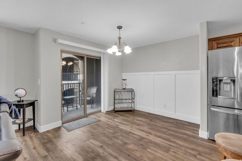 Tiny photo for 905 S MAIN ST #G, Layton, UT 84041 (MLS # 2133650)