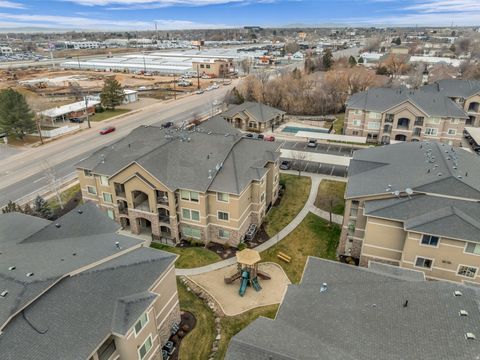 Tiny photo for 905 S MAIN ST #G, Layton, UT 84041 (MLS # 2133650)